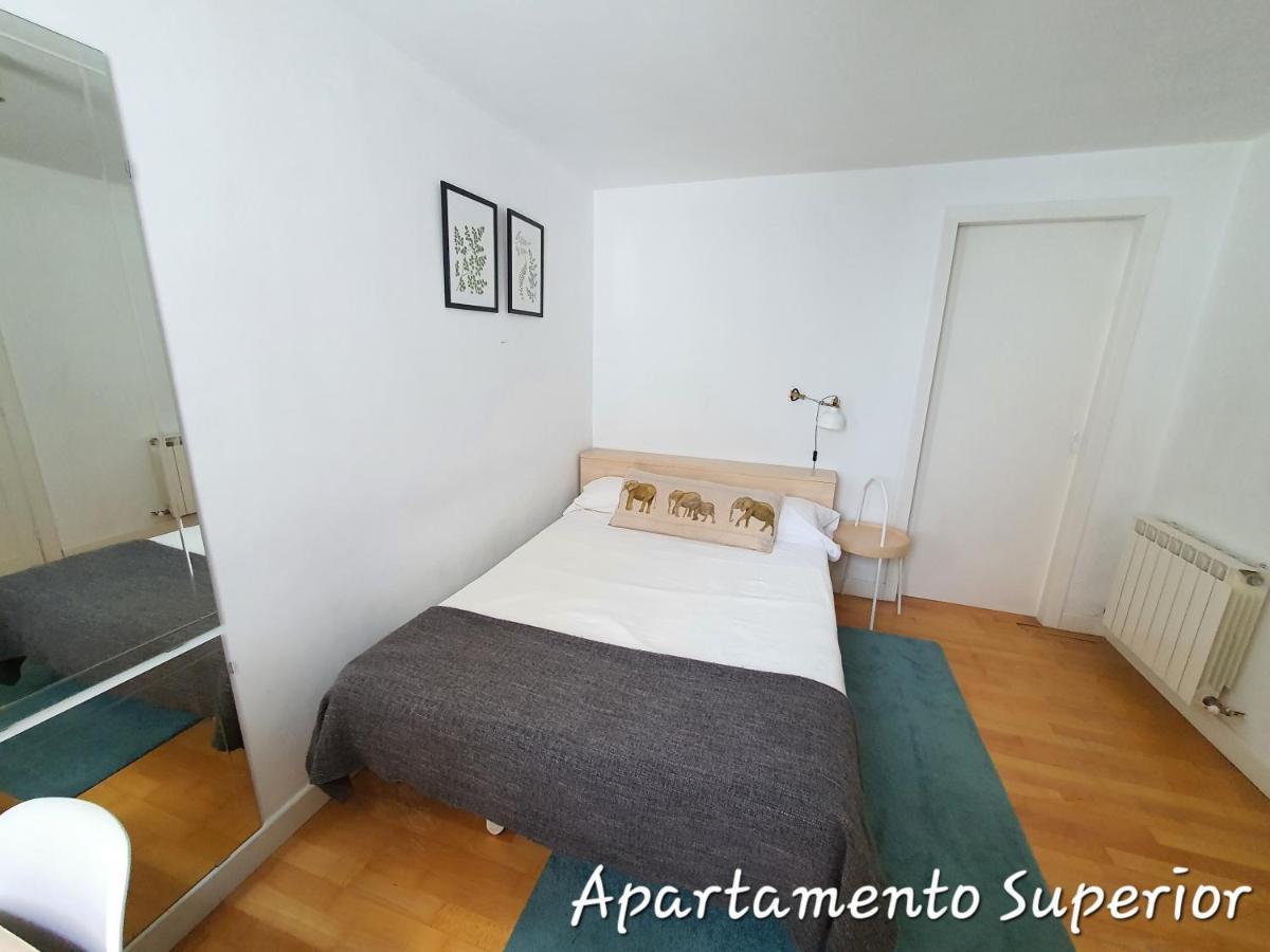 Navas I Apartment Пампона Екстериор снимка